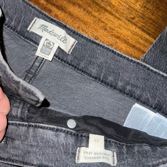 Madewell The Perfect Vintage Jean in Lunar Wash - Picture 10 of 10